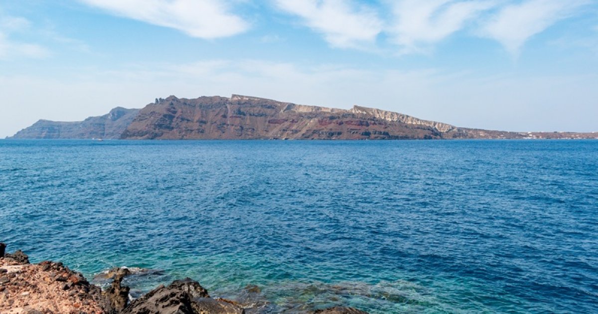 VOLCANO AND ISLANDS IN THE ARCHIPELAGO, Therasia - Ai Voice